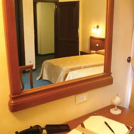 فندق Antica Dimora Basilewsky 3*