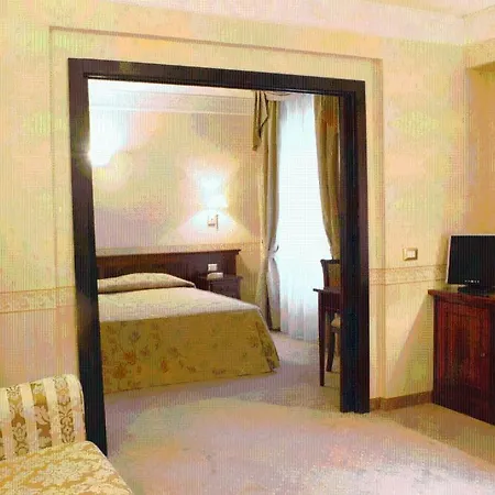 Antica Dimora Basilewsky 3* كوتيليانو